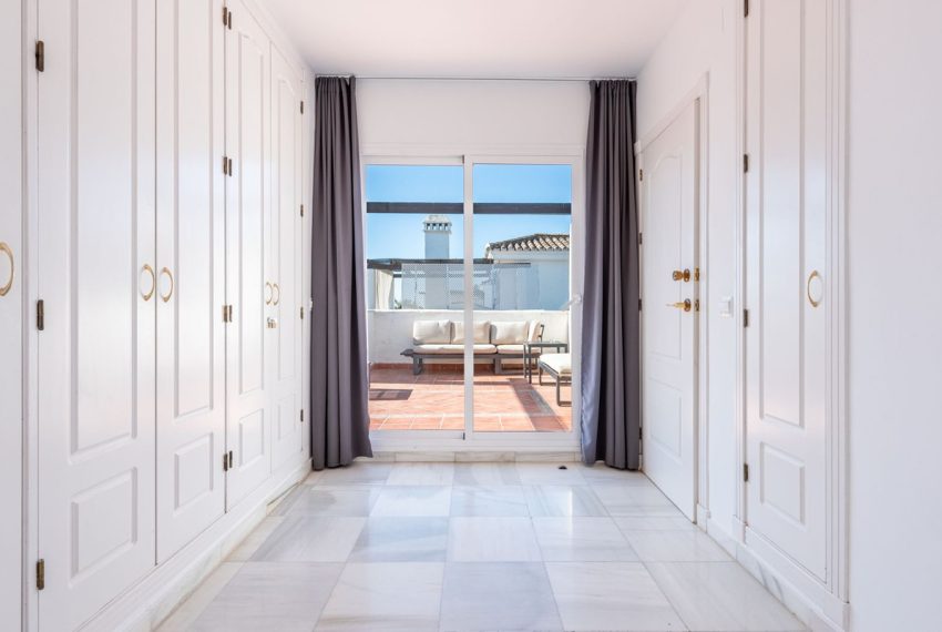 R5145889-Apartment-For-Sale-Nueva-Andalucia-Penthouse-Duplex-3-Beds-170-Built-10