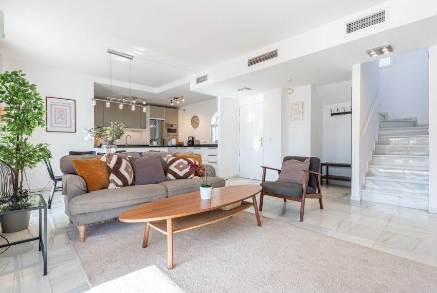 R5145889-Apartment-For-Sale-Nueva-Andalucia-Penthouse-Duplex-3-Beds-170-Built-4