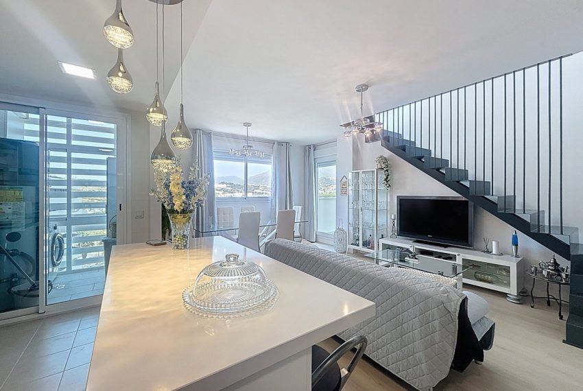 R5146240-Apartment-For-Sale-Estepona-Penthouse-3-Beds-187-Built