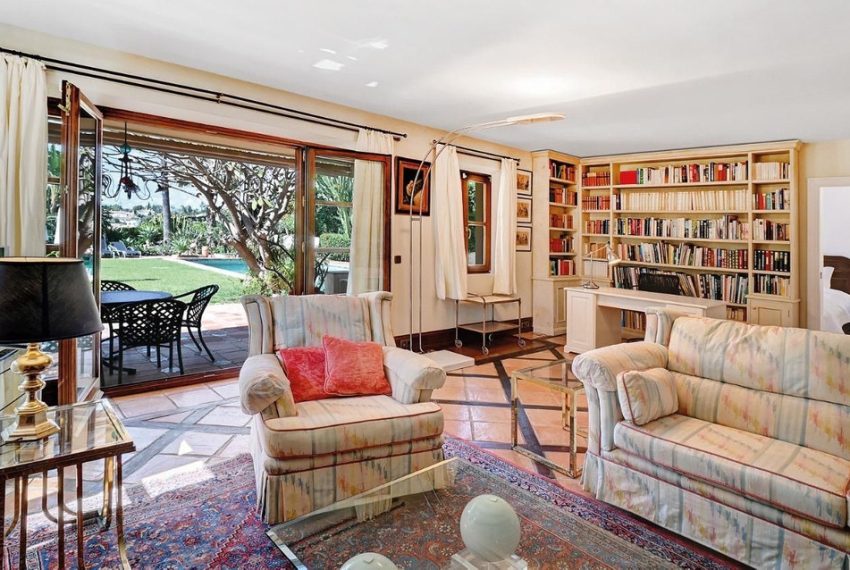 R5146693-Villa-For-Sale-Elviria-Detached-5-Beds-259-Built-8