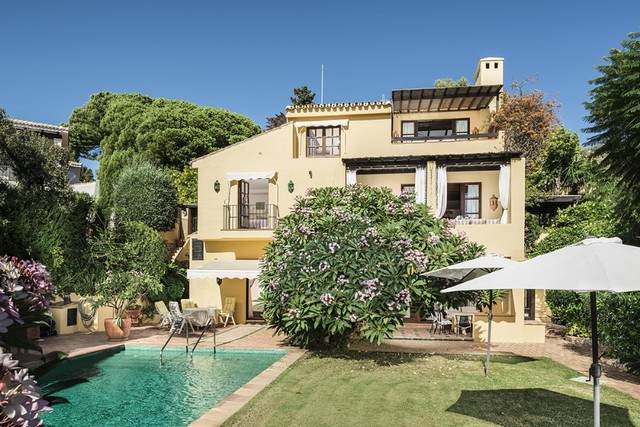 R5146693-Image 1-Detached - 5 Beds - 259 Built