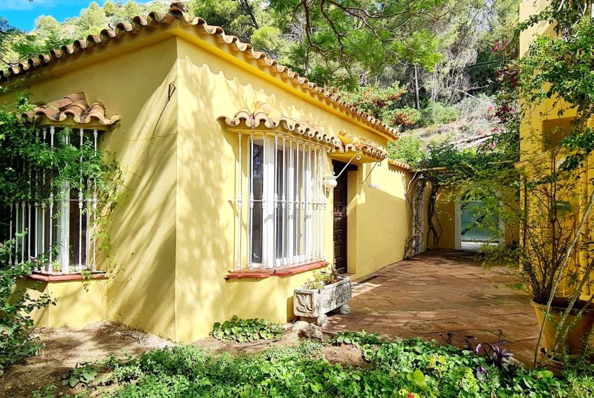 R3441994-Villa-For-Sale-Ojen-Detached-4-Beds-195-Built-3