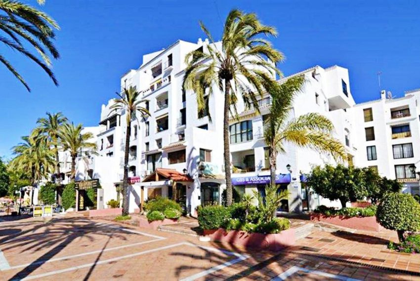 R3592087-Apartment-For-Sale-Puerto-Banus-Middle-Floor-3-Beds-209-Built