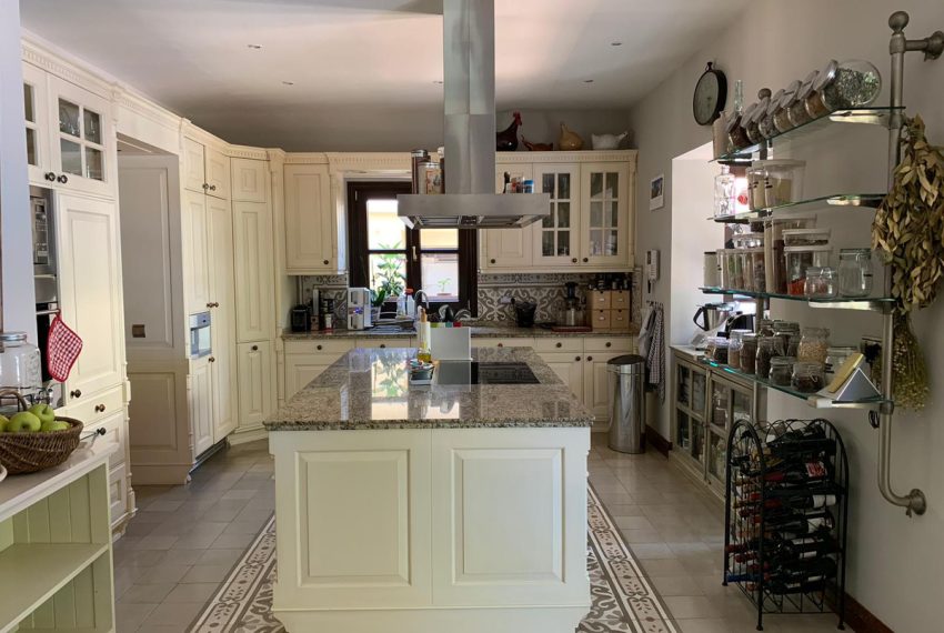 R3761173-Villa-For-Sale-Sierra-Blanca-Detached-5-Beds-450-Built-15