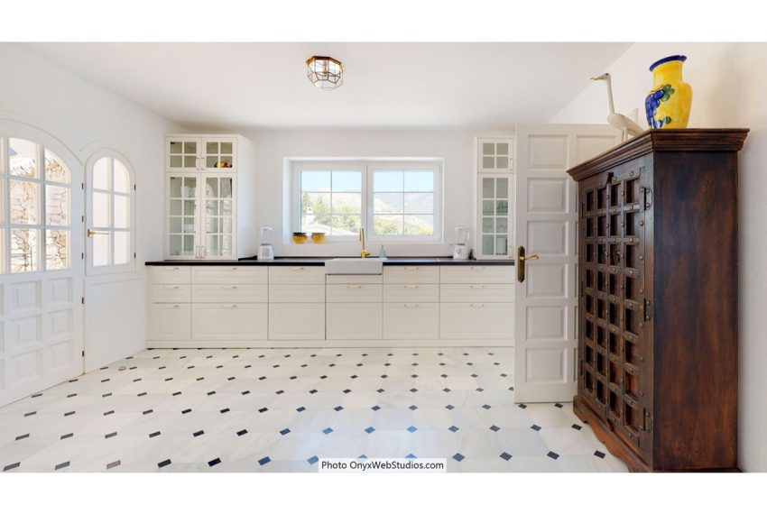 R3852340-Villa-For-Sale-Mijas-Detached-9-Beds-1135-Built-19