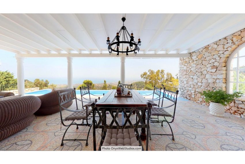 R3852340-Villa-For-Sale-Mijas-Detached-9-Beds-1135-Built-2