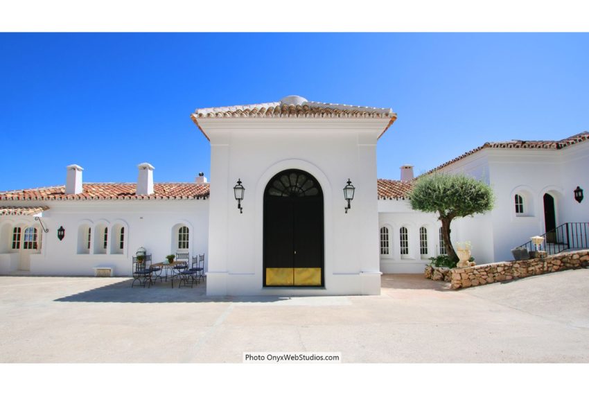 R3852340-Villa-For-Sale-Mijas-Detached-9-Beds-1135-Built-6
