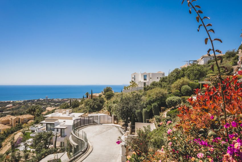 R3976990-Villa-For-Sale-Altos-de-los-Monteros-Detached-5-Beds-795-Built-13