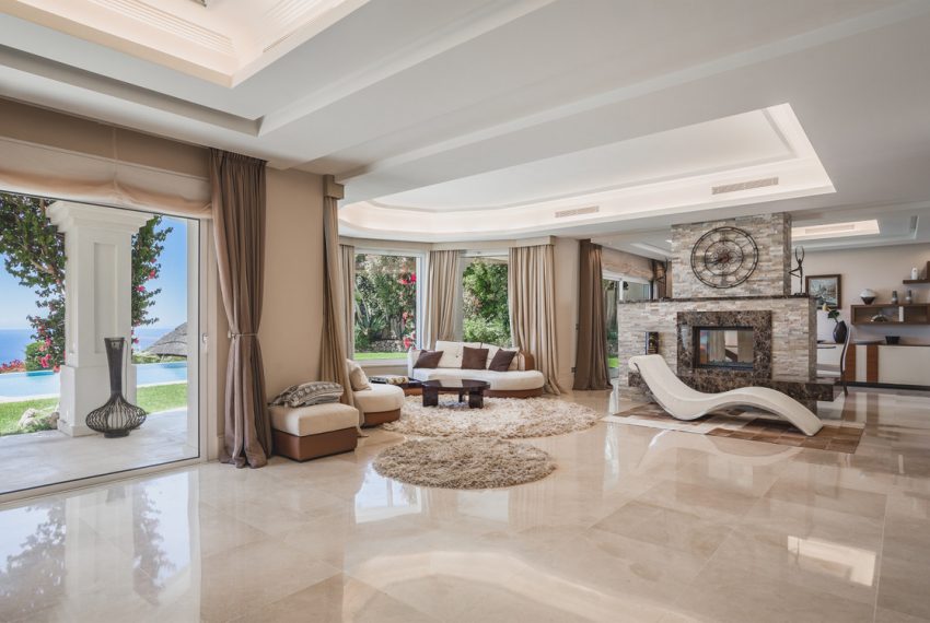 R3976990-Villa-For-Sale-Altos-de-los-Monteros-Detached-5-Beds-795-Built-14