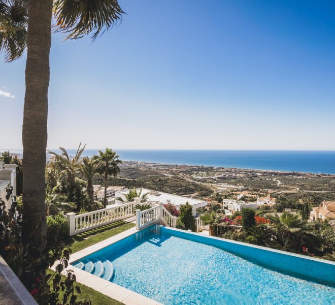 R3976990-Image 1-Detached - 5 Beds - 795 Built