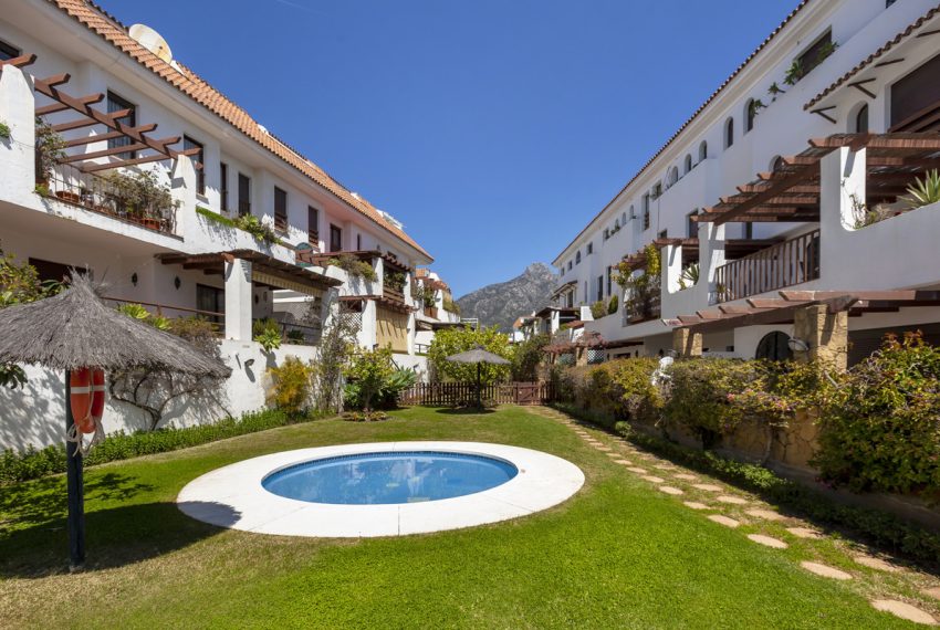R4036594-Apartment-For-Sale-The-Golden-Mile-Ground-Floor-3-Beds-113-Built-4