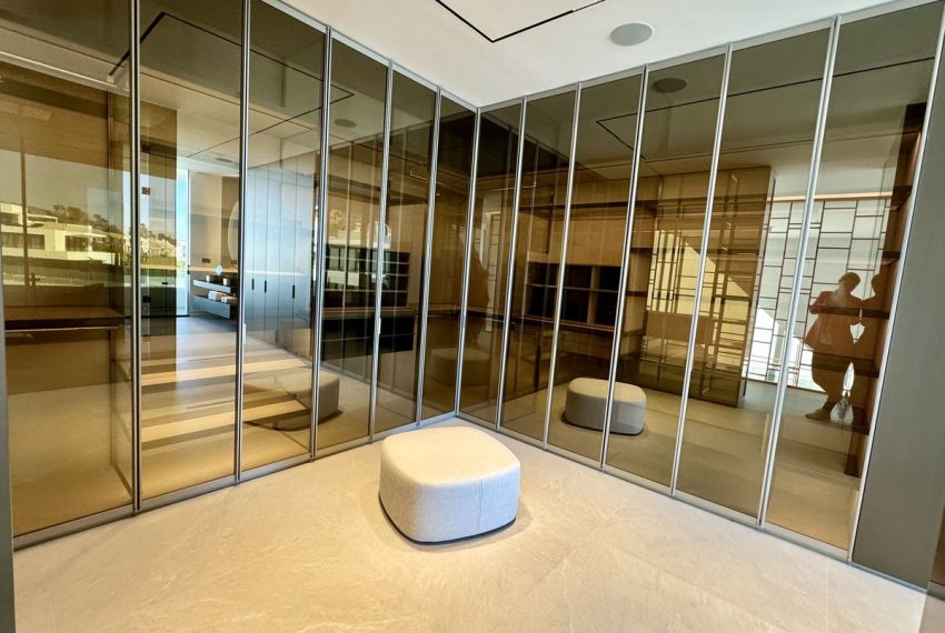 R4295473-Villa-For-Sale-The-Golden-Mile-Semi-Detached-3-Beds-447-Built-15