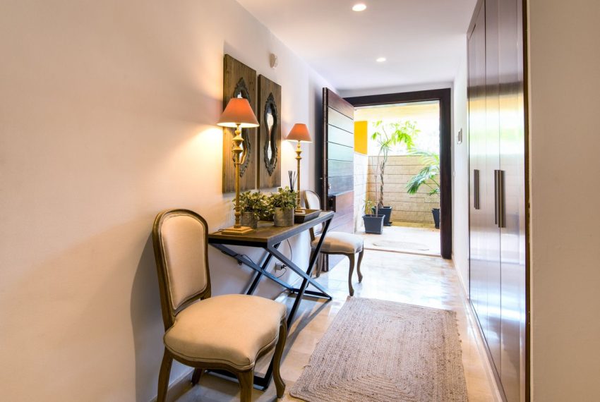 R4335847-Townhouse-For-Sale-Nagueles-Terraced-2-Beds-251-Built-11