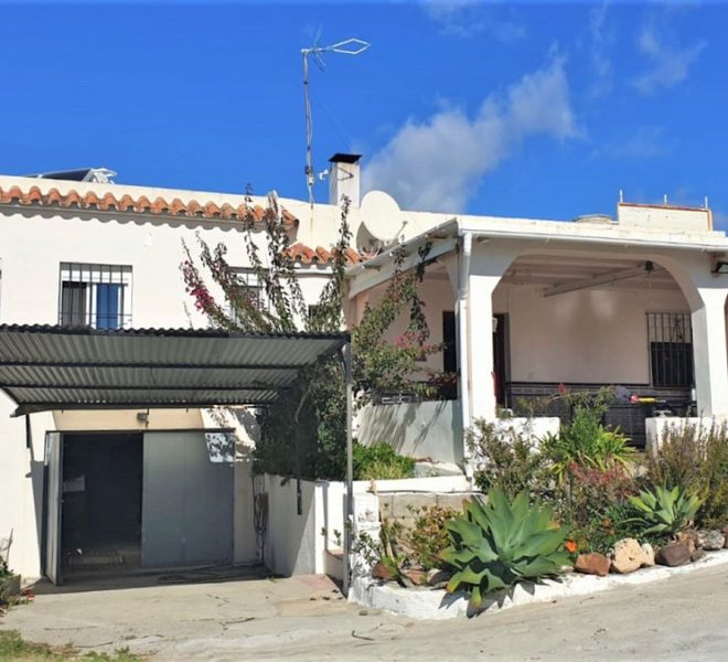 R4345087-Image 1-Detached - 5 Beds - 157 Built