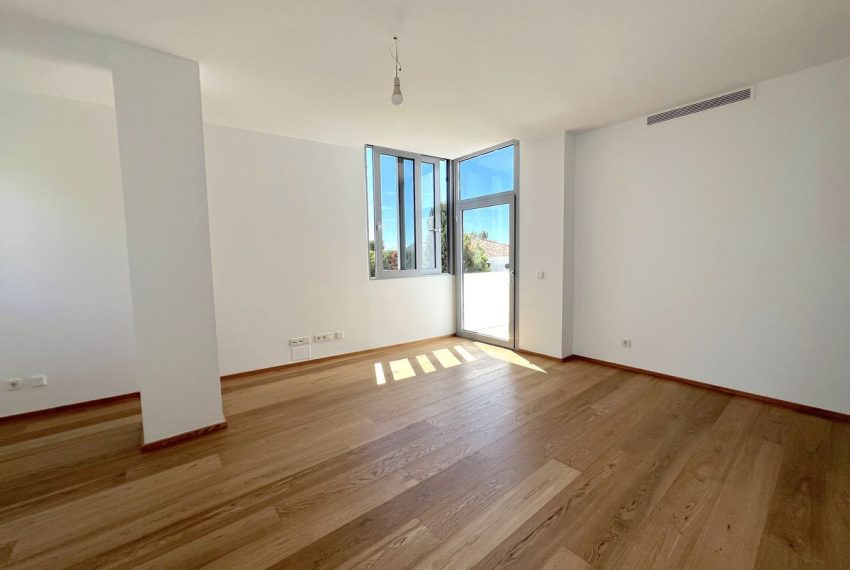 R4407997-Townhouse-For-Sale-Sierra-Blanca-Terraced-5-Beds-385-Built-12
