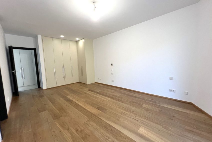 R4407997-Townhouse-For-Sale-Sierra-Blanca-Terraced-5-Beds-385-Built-7
