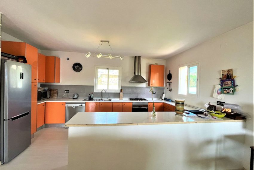 R4415791-Villa-For-Sale-Estepona-Detached-3-Beds-260-Built-9