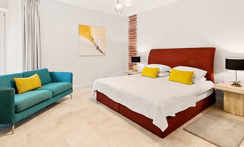 R4439494-Villa-For-Sale-Nueva-Andalucia-Detached-6-Beds-725-Built-19