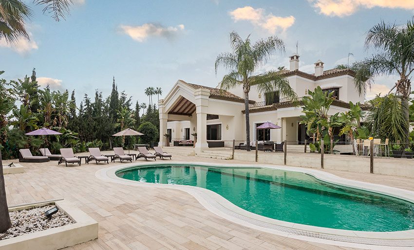 R4439494-Villa-For-Sale-Nueva-Andalucia-Detached-6-Beds-725-Built-5