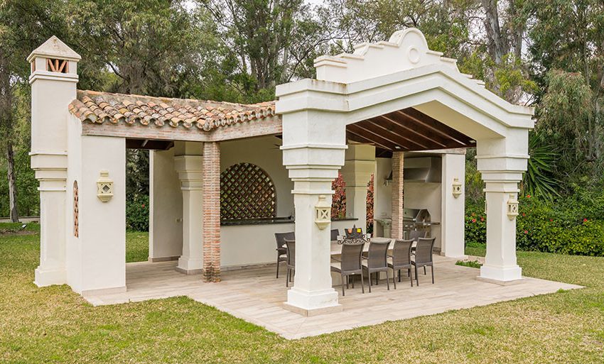 R4439494-Villa-For-Sale-Nueva-Andalucia-Detached-6-Beds-725-Built-7