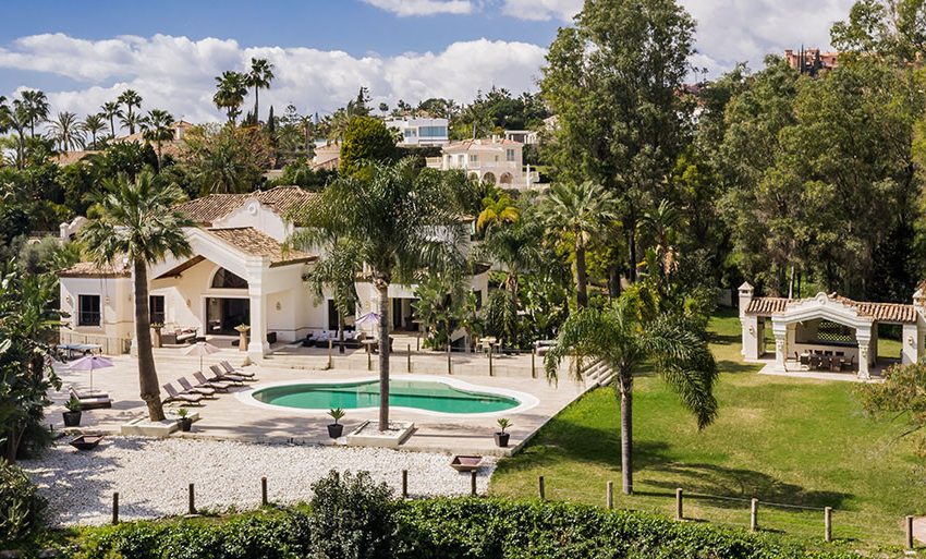 R4439494-Villa-For-Sale-Nueva-Andalucia-Detached-6-Beds-725-Built