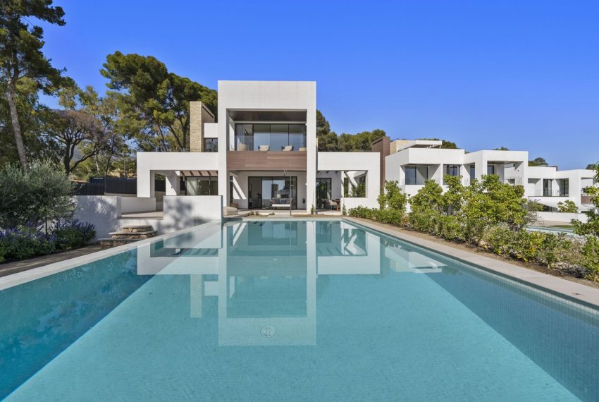 R4441894-Villa-For-Sale-The-Golden-Mile-Detached-5-Beds-730-Built-2