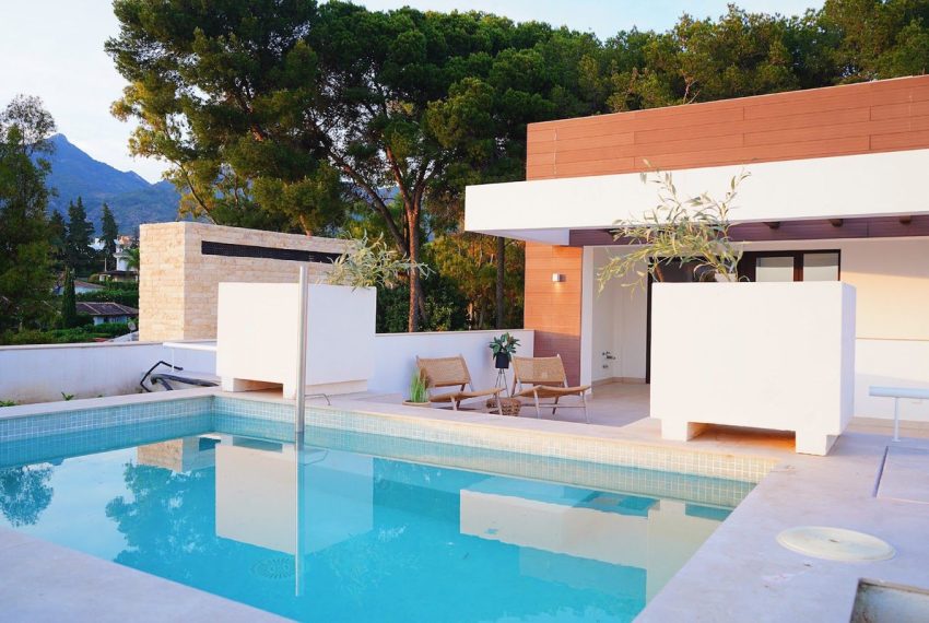 R4441894-Villa-For-Sale-The-Golden-Mile-Detached-5-Beds-730-Built-4