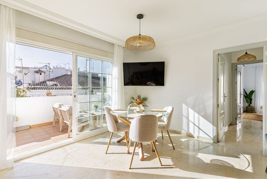 R4552039-Apartment-For-Sale-Marbella-Penthouse-2-Beds-70-Built