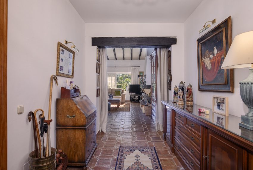 R4559095-Villa-For-Sale-Guadalmina-Alta-Detached-4-Beds-394-Built-14