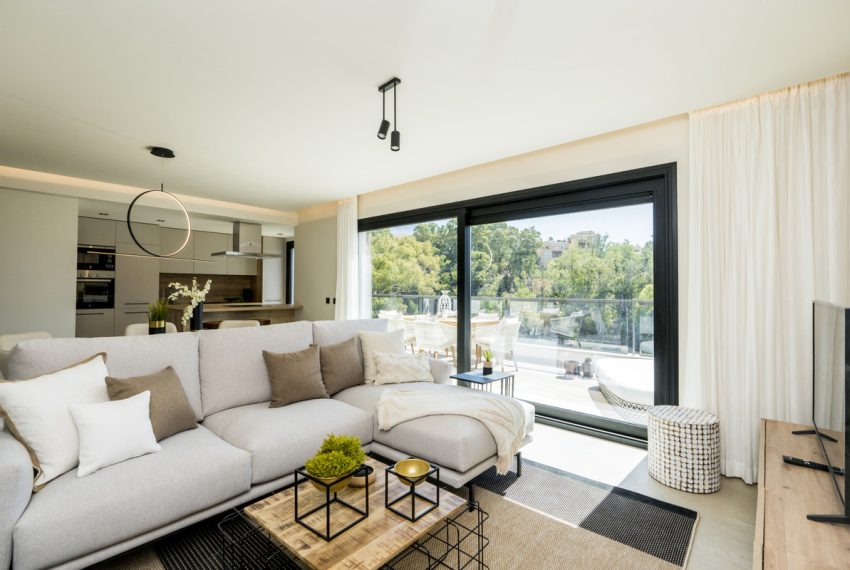 R4588975-Apartment-For-Sale-Nueva-Andalucia-Penthouse-3-Beds-118-Built-2