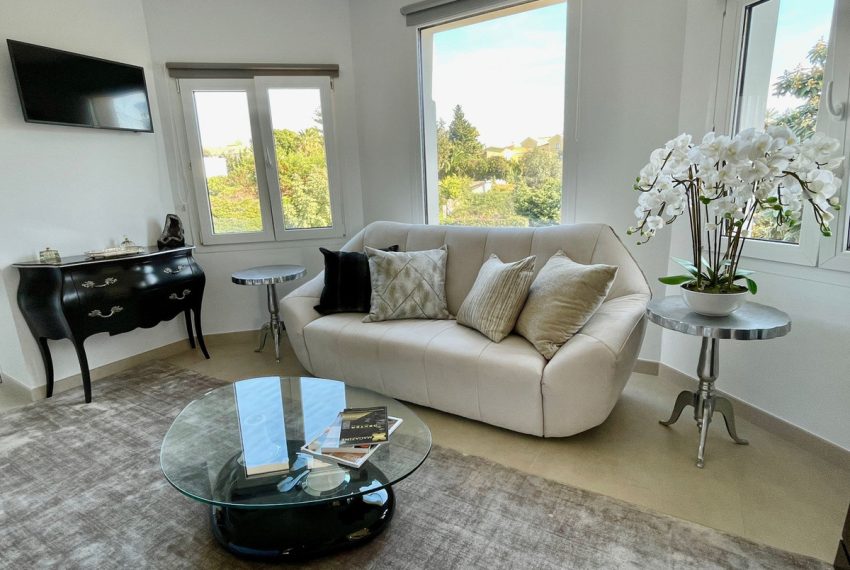 R4631002-Villa-For-Sale-San-Pedro-de-Alcantara-Detached-8-Beds-650-Built-7