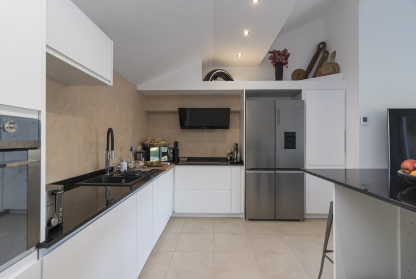 R4704922-Villa-For-Sale-Marbella-Detached-9-Beds-600-Built-14