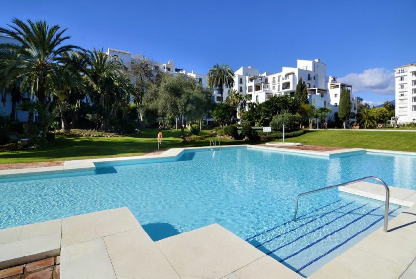 R4709863-Apartment-For-Sale-Puerto-Banus-Middle-Floor-3-Beds-125-Built