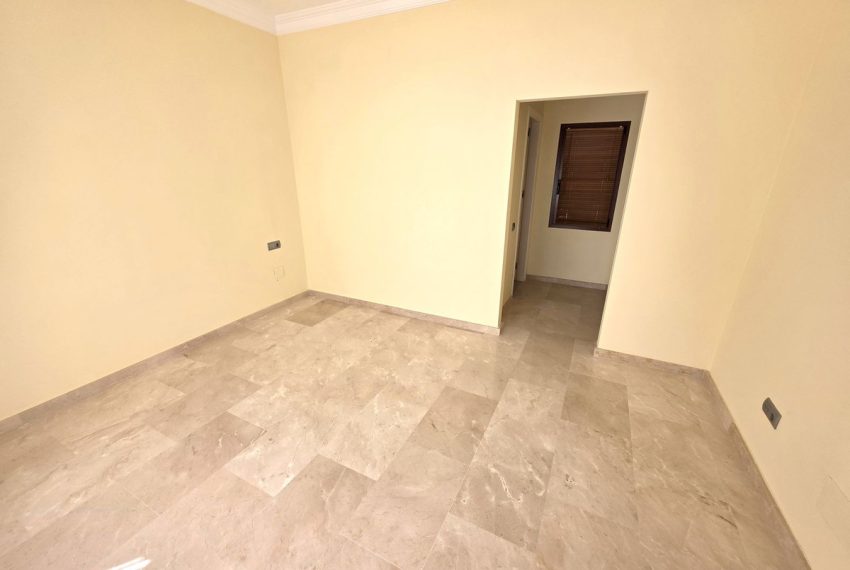 R4765366-Villa-For-Sale-Las-Chapas-Detached-4-Beds-475-Built-16