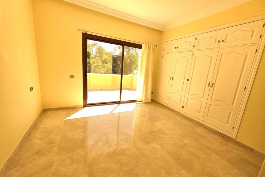 R4765366-Villa-For-Sale-Las-Chapas-Detached-4-Beds-475-Built-19