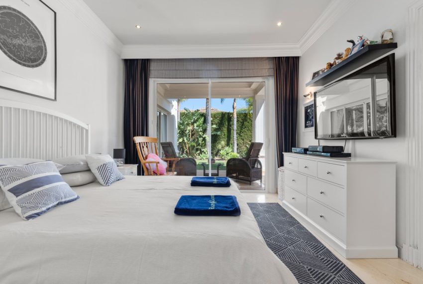 R4801930-Villa-For-Sale-Benahavis-Detached-5-Beds-733-Built-15