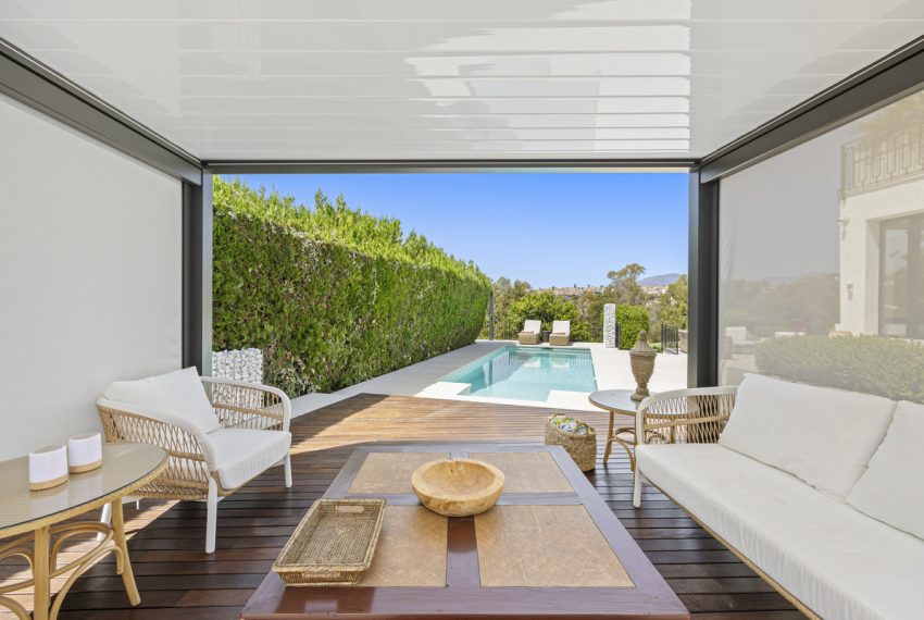 R4806901-Villa-For-Sale-Guadalmina-Alta-Detached-4-Beds-247-Built-1