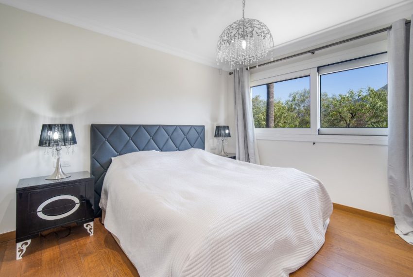 R4826392-Villa-For-Sale-The-Golden-Mile-Detached-5-Beds-550-Built-11