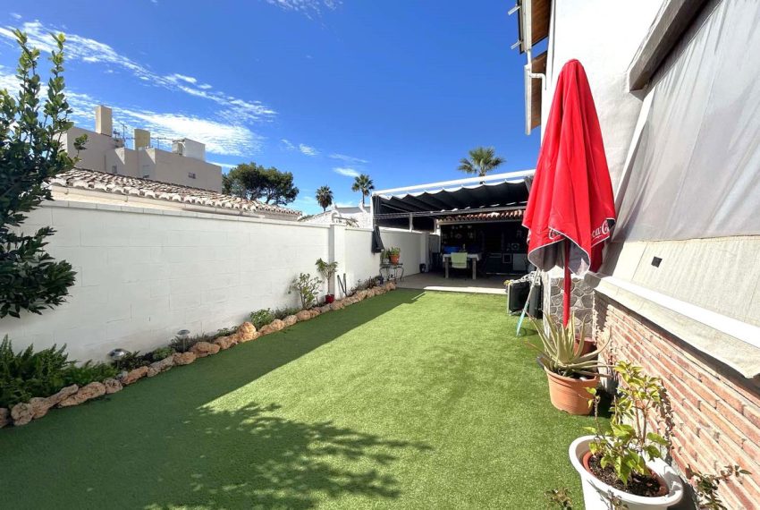 R4853023-Villa-For-Sale-Calahonda-Semi-Detached-4-Beds-176-Built-16