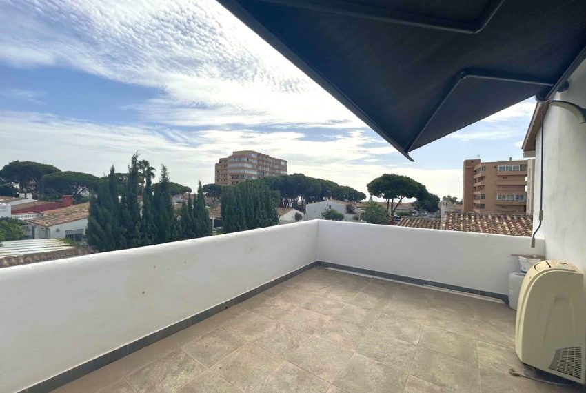 R4853023-Villa-For-Sale-Calahonda-Semi-Detached-4-Beds-176-Built-18