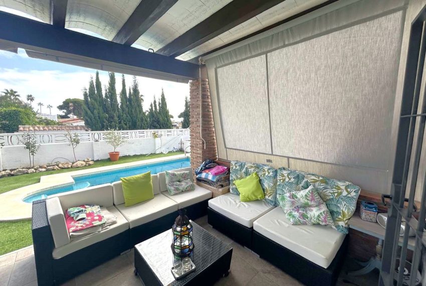 R4853023-Villa-For-Sale-Calahonda-Semi-Detached-4-Beds-176-Built-4