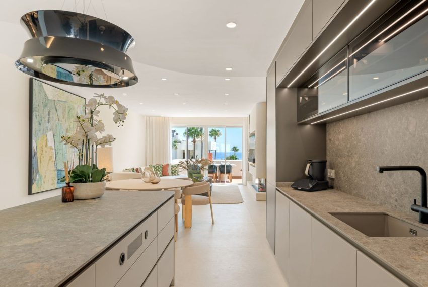 R4875961-Apartment-For-Sale-New-Golden-Mile-Penthouse-3-Beds-134-Built-14