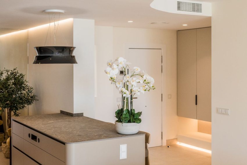 R4875961-Apartment-For-Sale-New-Golden-Mile-Penthouse-3-Beds-134-Built-16