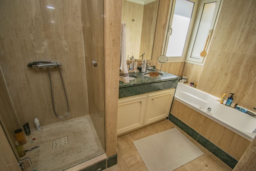 R4880239-Apartment-For-Sale-Sierra-Blanca-Penthouse-3-Beds-164-Built-15