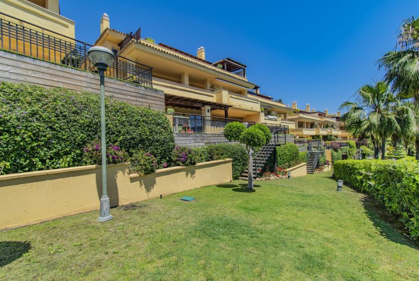 R4880239-Apartment-For-Sale-Sierra-Blanca-Penthouse-3-Beds-164-Built-16