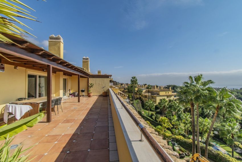 R4880239-Apartment-For-Sale-Sierra-Blanca-Penthouse-3-Beds-164-Built-5