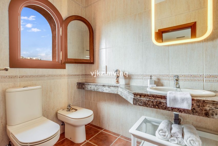 R4894894-Villa-For-Sale-Benahavis-Detached-5-Beds-761-Built-13