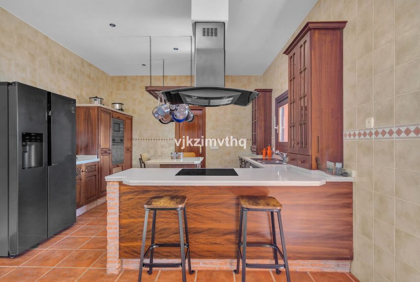 R4894894-Villa-For-Sale-Benahavis-Detached-5-Beds-761-Built-15