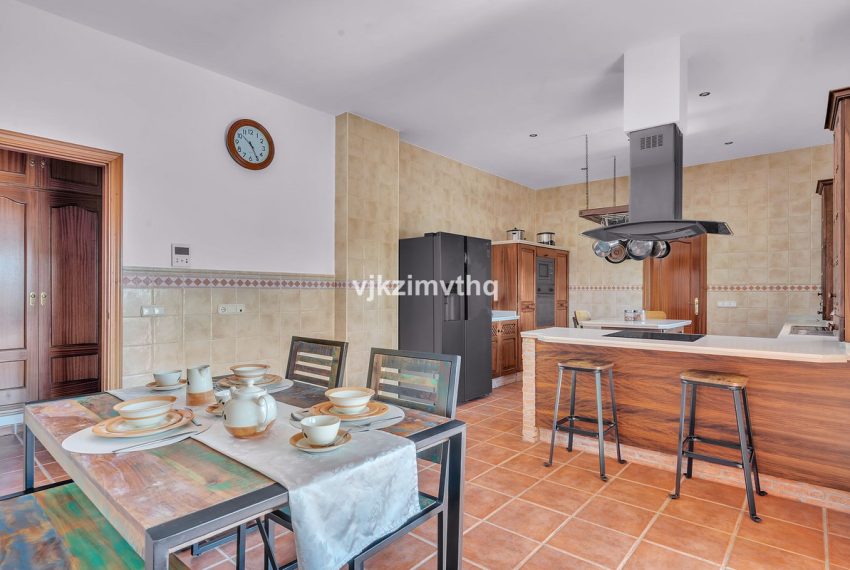 R4894894-Villa-For-Sale-Benahavis-Detached-5-Beds-761-Built-17