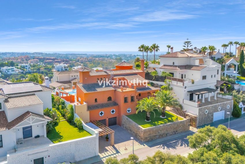 R4894894-Villa-For-Sale-Benahavis-Detached-5-Beds-761-Built-2